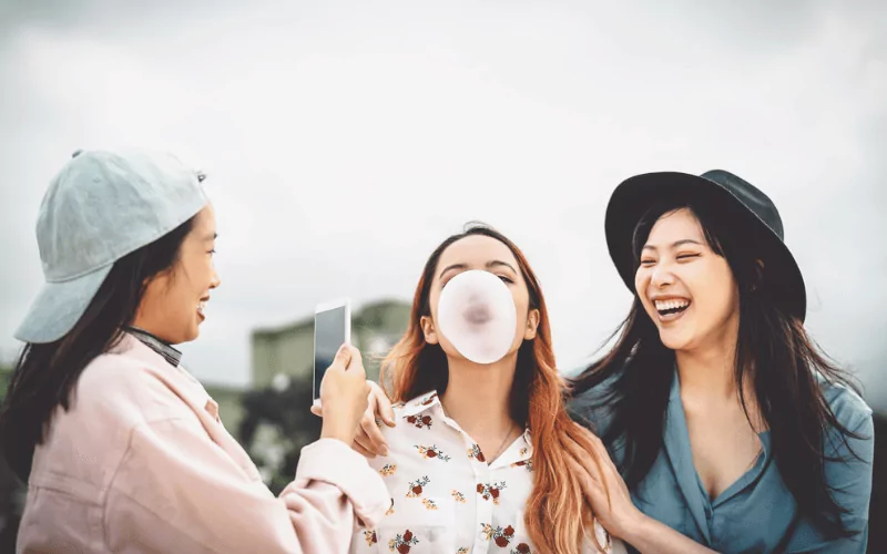 Enjoy Your Gum Without Disrupting Invisalign Treatment